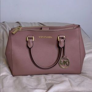 SOLD ❌ Michael Kors handbag
